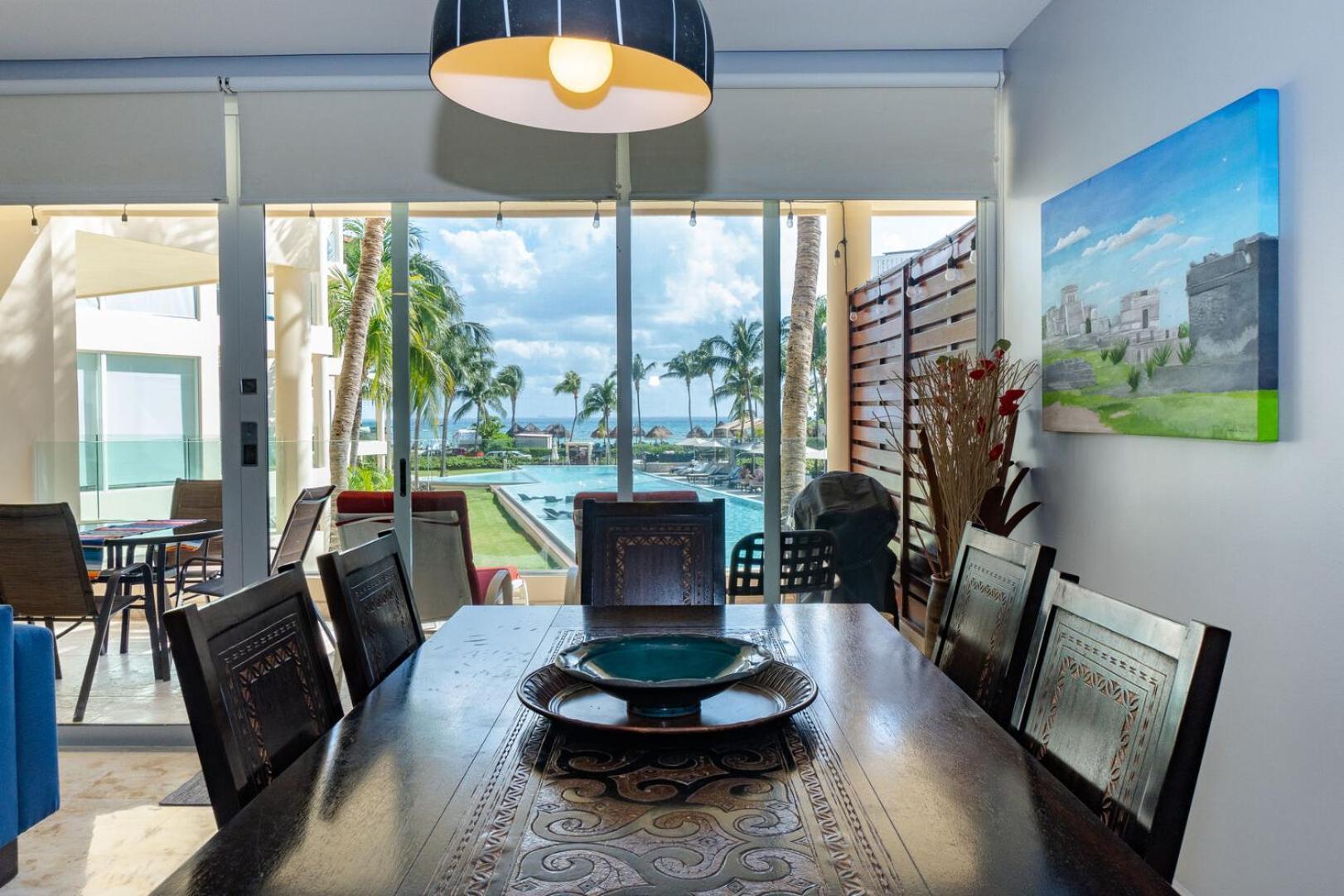 Apart-hotel The Elements Oceanfront & Beachside Playa del Carmen