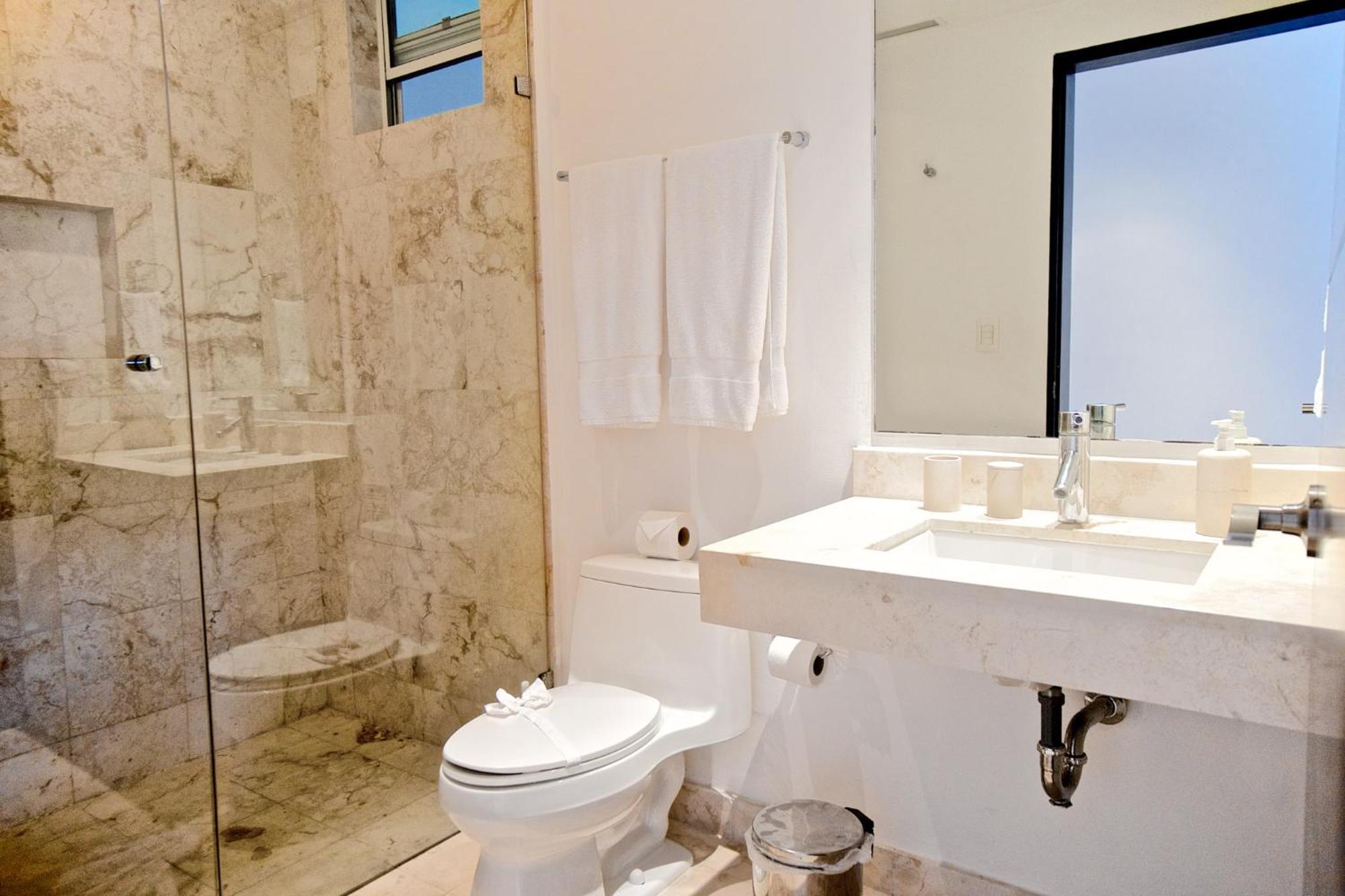 Apart-hotel The Elements Oceanfront & Beachside Playa del Carmen