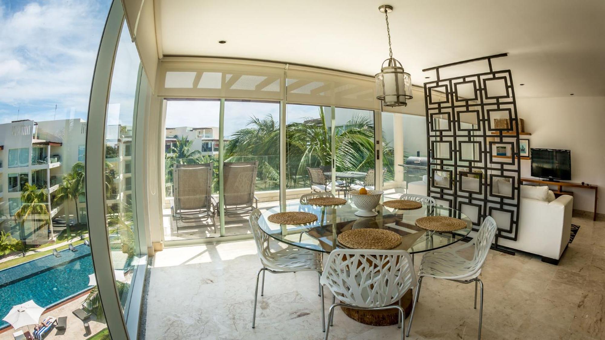 Apart-hotel The Elements Oceanfront & Beachside
