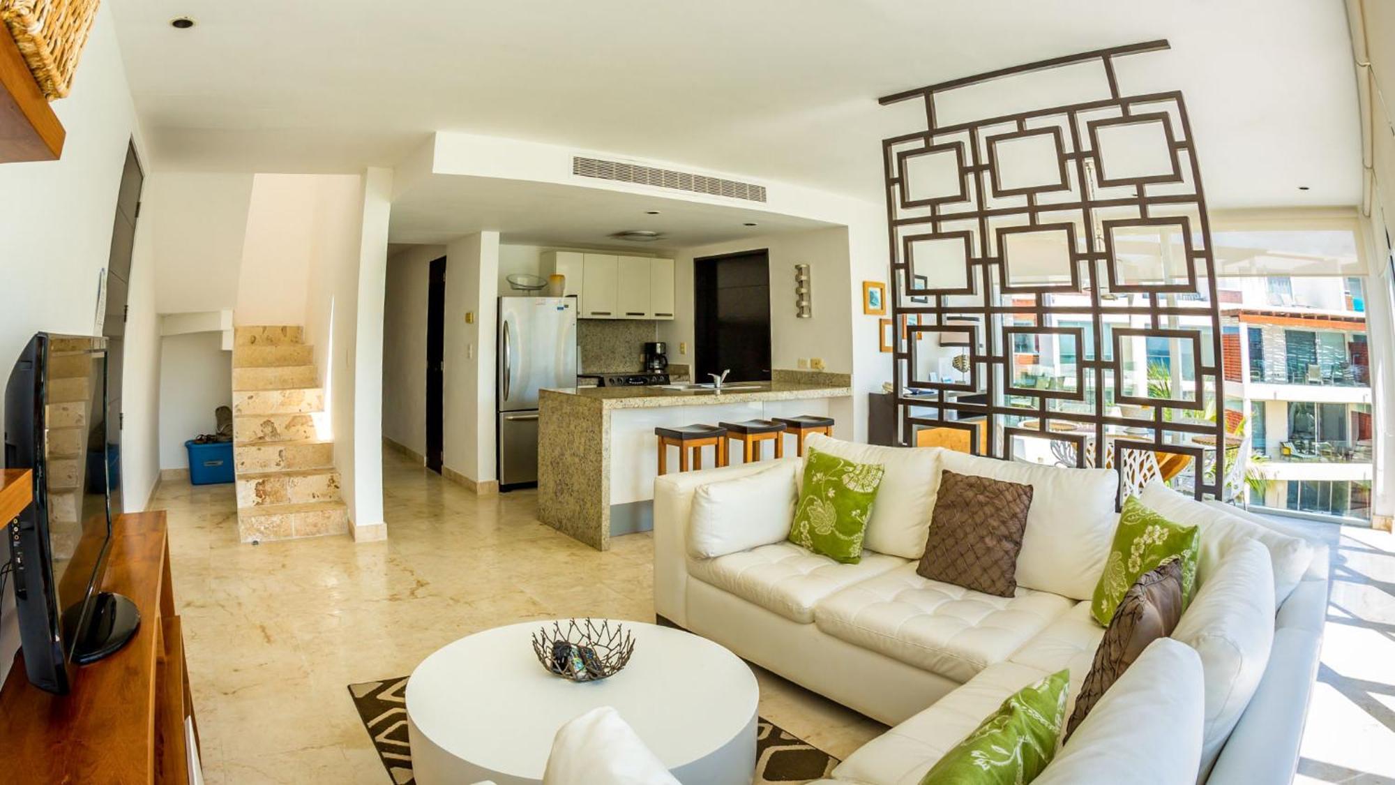 The Elements Oceanfront & Beachside Aparthotel Playa del Carmen